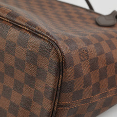 Louis Vuitton MM Neverfull