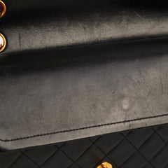 Chanel Vintage Quilted Medium/Large Classic Flap Black